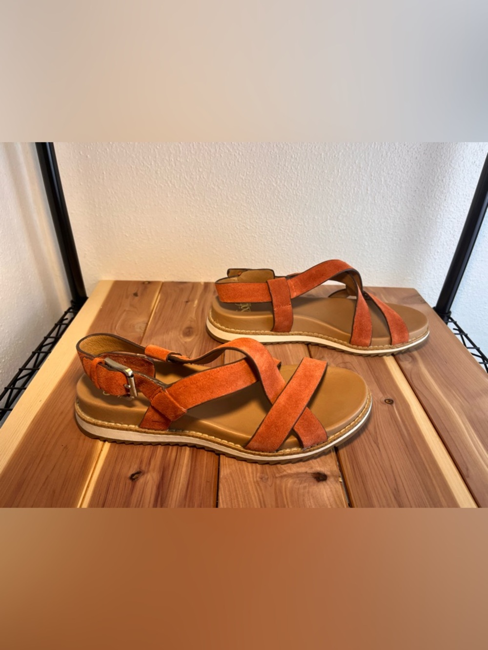 Söfft Women’s Rust Orange Suede Strappy Sandals - Picture 4 of 7
